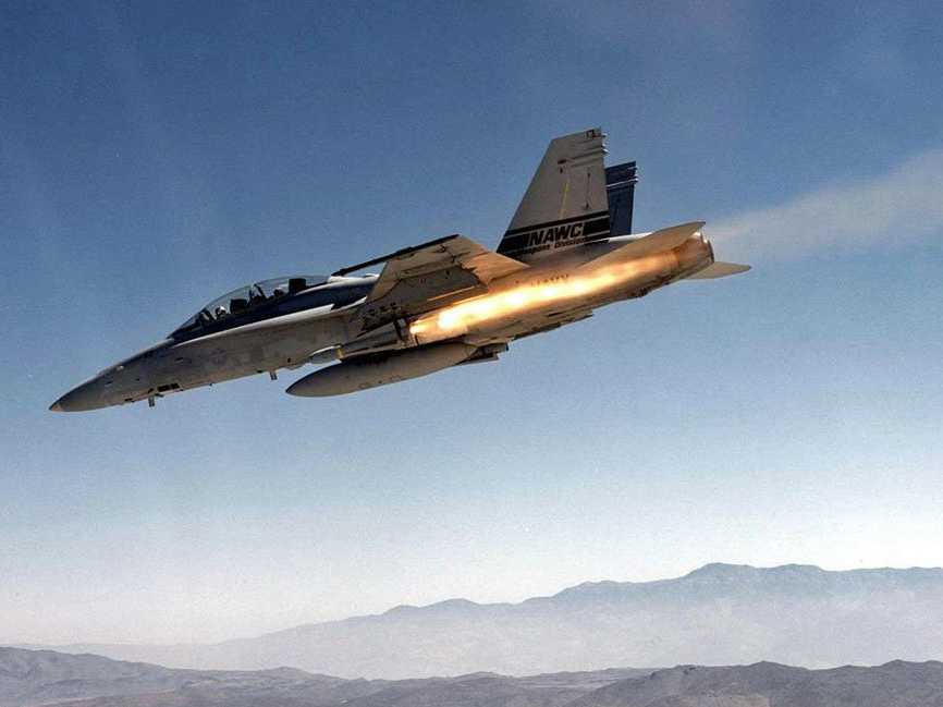 US military conducts airstrikes in Iraq