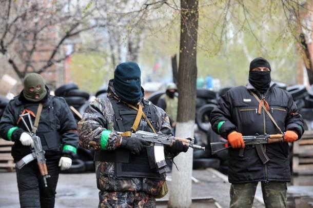 Ukraine Rebels attacked Convoy of Refugees